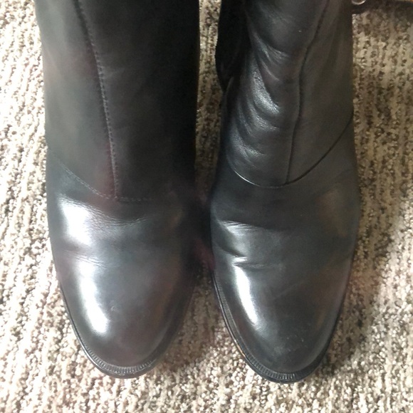 Unique layered boot - Picture 2 of 6